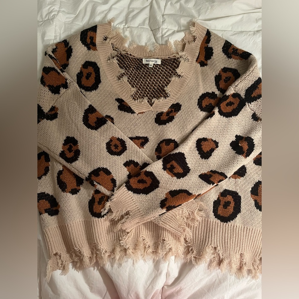 Miracle medium/large cheetah print sweater